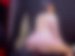 AlmaazGi's Live Sex Cam Show