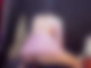AlmaazGi's Live Sex Cam Show