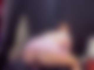 AlmaazGi's Live Sex Cam Show
