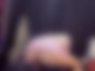 AlmaazGi's Live Sex Cam Show