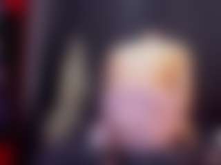 AlmaazGi's Live Sex Cam Show