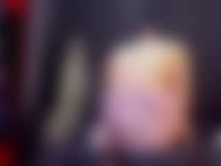 AlmaazGi's Live Sex Cam Show