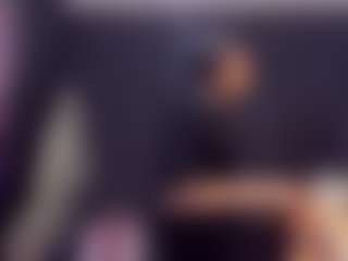 AlmaazGi's Live Sex Cam Show