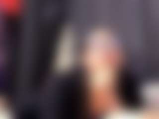 AlmaazGi's Live Sex Cam Show