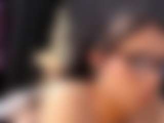 AlmaazGi's Live Sex Cam Show