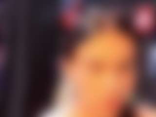 AlmaazGi's Live Sex Cam Show