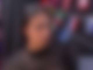 AlmaazGi's Live Sex Cam Show