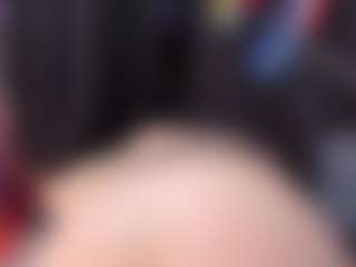 AlmaazGi's Live Sex Cam Show