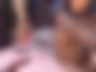 AlmaazGi's Live Sex Cam Show