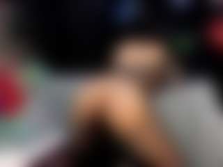 AlmaazGi's Live Sex Cam Show