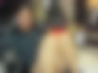 Live cam show with AlmaazGi - Cumshot on sexylivex.com