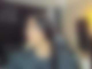 AlmaazGi's Live Sex Cam Show
