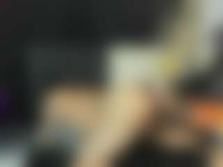 AlmaazGi's Live Sex Cam Show