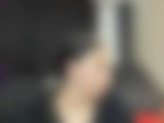 AlmaazGi's Live Sex Cam Show