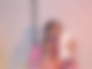 Live cam show with AlmaazGi - Average on Mixed Magazine Live