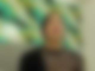 AlmaazGi's Live Sex Cam Show