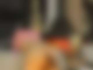 AlmaazGi's Live Sex Cam Show