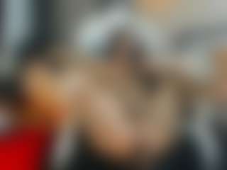 AlmaazGi's Live Sex Cam Show