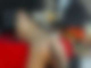 AlmaazGi's Live Sex Cam Show