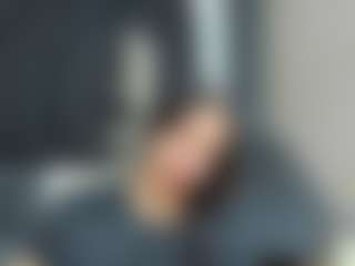 Live cam show with AlmaazGi - Facial Piercings on madthumbs