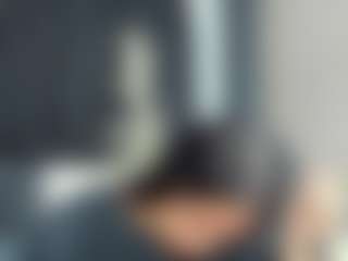 AlmaazGi's Live Sex Cam Show