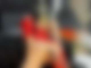AlmaazGi's Live Sex Cam Show