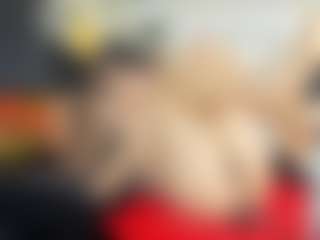 AlmaazGi's Live Sex Cam Show