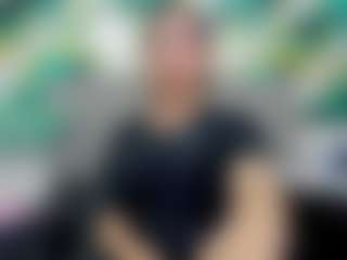 AlmaazGi's Live Sex Cam Show