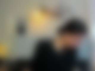 AlmaazGi's Live Sex Cam Show