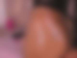 Live cam show with ambarglowasm - Mature on Camsoda.co