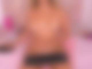 Live cam show with ambarglowasm - Mature on Latina Girls