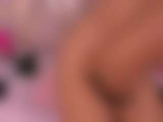 Live cam show with ambarglowasm - Teen (18+) on boobsie.com