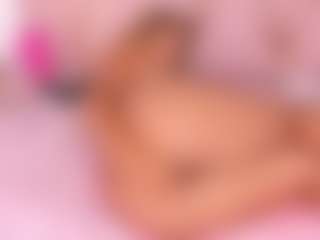 Live cam show with ambarglowasm - Italian on Milf Play | colombia