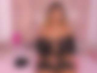 Live cam show with ambarglowasm - Strip on fuklive.com
