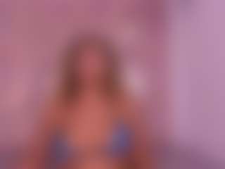 ambarglowasm's Live Sex Cam Show