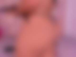 ambarglowasm's Live Sex Cam Show