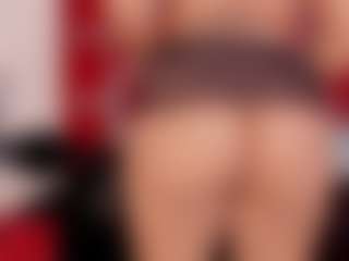 Live cam show with ambarglowasm - Camel Toe on xDating