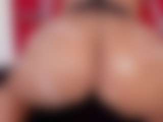 Live cam show with ambarglowasm - Brown Hair on CamSodaAdn