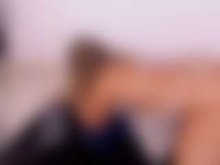 Live cam show with ambarglowasm - Erotic Dance on Camsoda