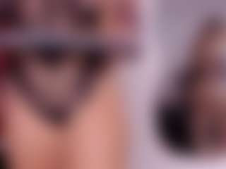 ambarglowasm's Live Sex Cam Show