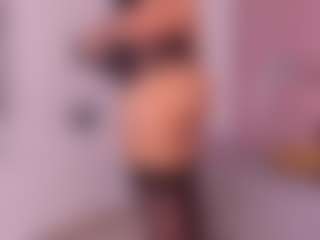 ambarglowasm's Live Sex Cam Show