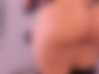 ambarglowasm's Live Sex Cam Show