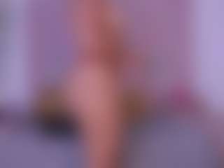 Live cam show with ambarglowasm - Camel Toe on Camsoda
