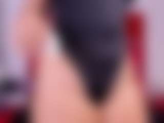 Live cam show with ambarglowasm - Mature on Hubzter Live