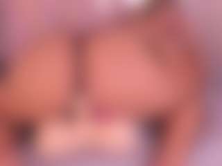Live cam show with ambarglowasm - Mature Young Adult on Camsoda