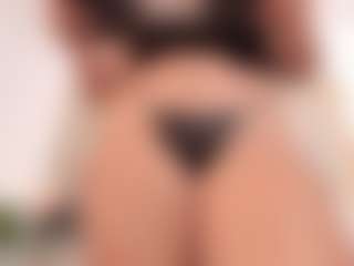Live cam show with ambarglowasm - Latina Mature on sexylive.show | colombia