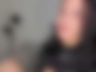 Live cam show with AvaAngel777 - Green Eyes on AdultVida.com