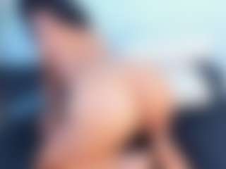 Live cam show with Darly-Ross - Cute on live18s.com