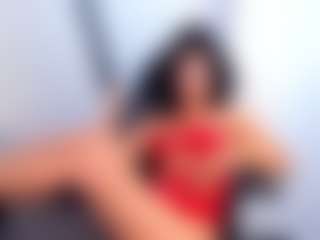 Live cam show with Darly-Ross - Deepthroat on Camsoda Late Night