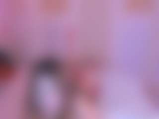 EmaAdamss's Live Sex Cam Show